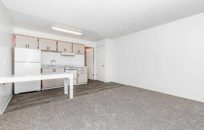 1 bed, 1 bath, 427 sqft, $795