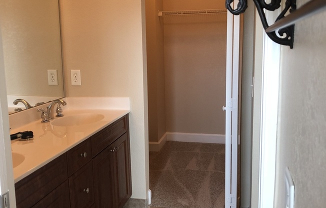 2 beds, 2.5 baths, $1,575