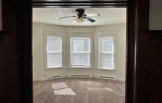 2 beds, 1 bath, 1,300 sqft, $2,195, Unit 515-3