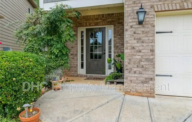 128 FREEDOM DR