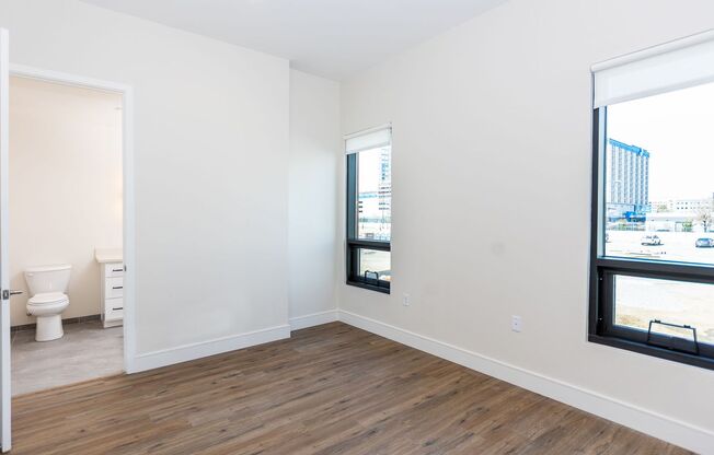 1 bed, 1.5 baths, 823 sqft, $1,800, Unit 505