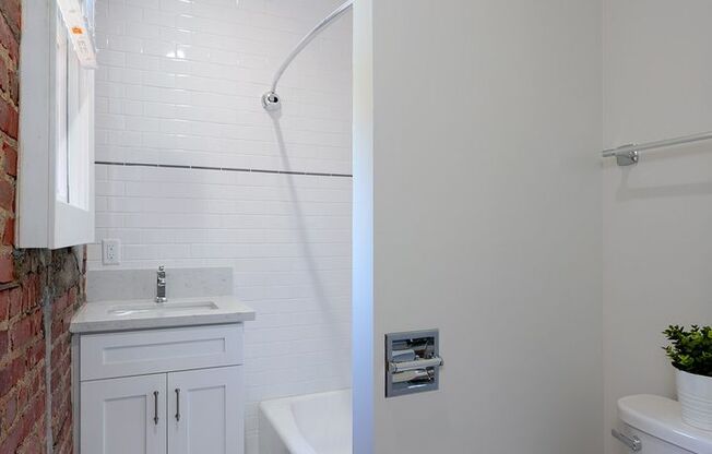 1 bed, 1 bath, 720 sqft, $2,995, Unit 219