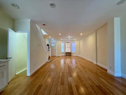 9039 76 ST