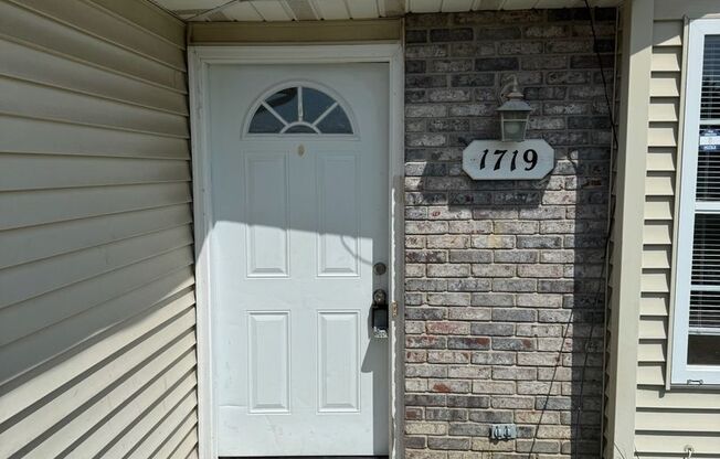 1717 - 1719 Hanover Blvd.