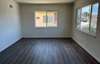 2 beds, 1 bath, $2,250, Unit A