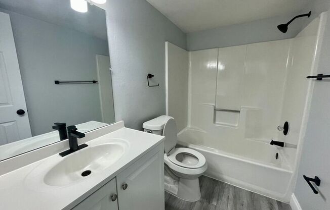 1 bed, 1 bath, 600 sqft, $1,350, Unit Unit 107