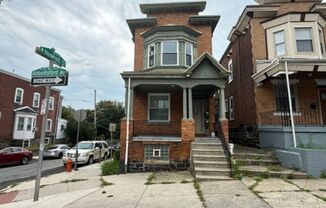 238 West Abbottsford Avenue