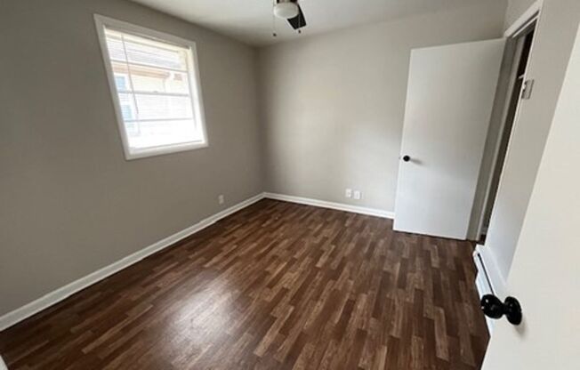 2 beds, 1 bath, 668 sqft, $1,200