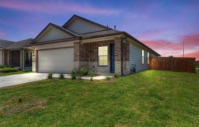 105 CALGARY LN