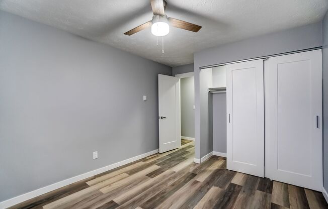 3 beds, 2 baths, 1,130 sqft, $1,875, Unit 5564-03