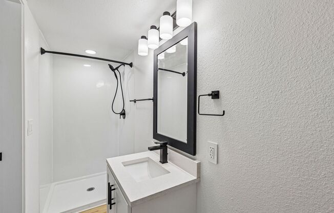1 bed, 1 bath, 465 sqft, $2,245, Unit 57