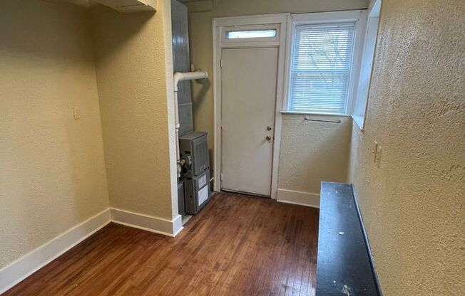6 beds, 2 baths, 3,000 sqft, $2,849, Unit UNIT 19