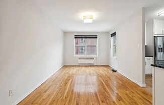 1 bed, 1 bath, $1,750, Unit APARTMENT 2G