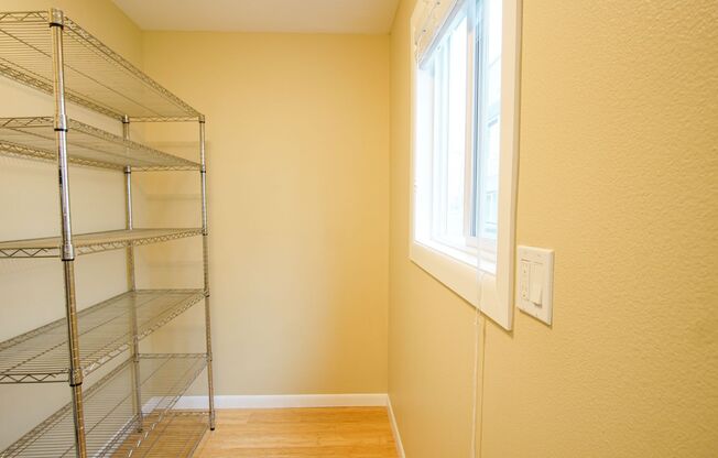 Fantastic 2 Bedroom in Charming St Johns Ready Early August!