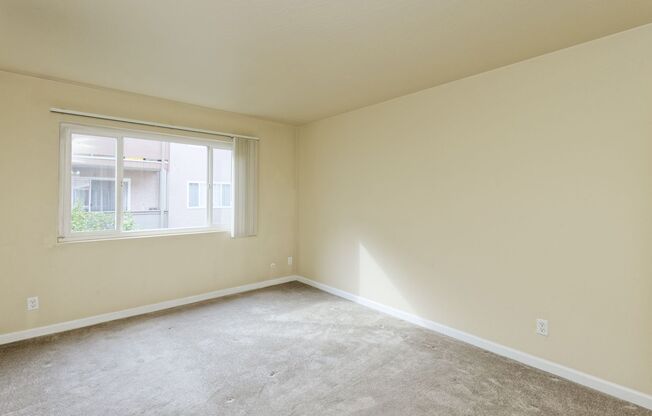 2 beds, 1 bath, 900 sqft, $2,445, Unit 206