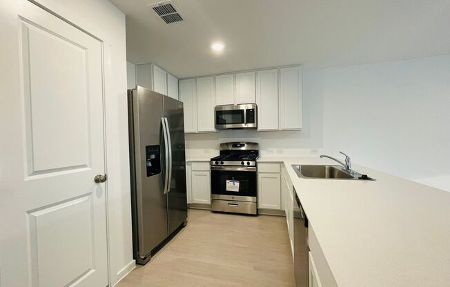 5225 Morgan Crst, San Antonio, TX 78253