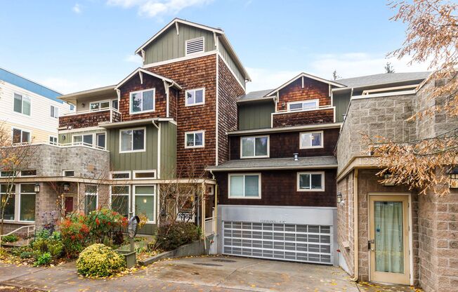 12534 15th Ave NE Apt 28