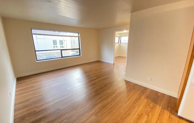 2 beds, 1 bath, 648 sqft, $2,195, Unit 205