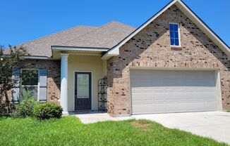 3 Bedroom 2 Bath in Ascension