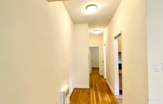 1 bed, 1 bath, $3,300, Unit 3C