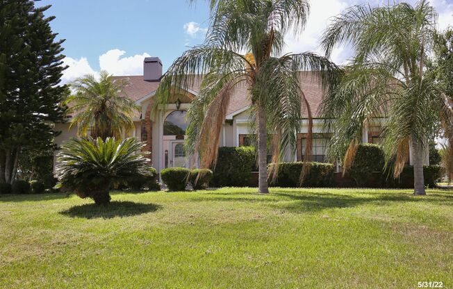 Gorgeous 3/2 Pool Home with a Covered Patio and a 2 Car Garage in the Delightful Adriane Park - Kissimmee!