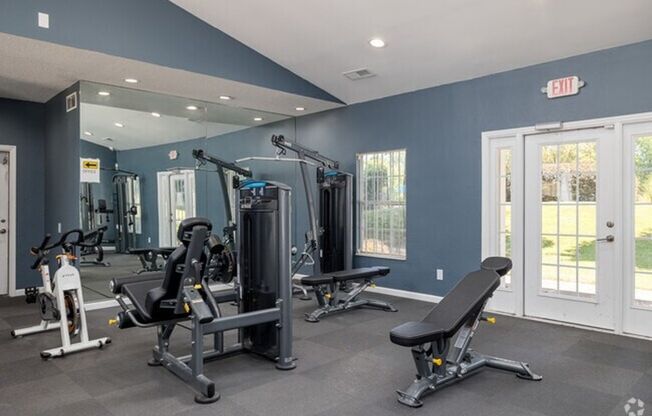 2 beds, 1 bath, $1,300, Unit 2206C