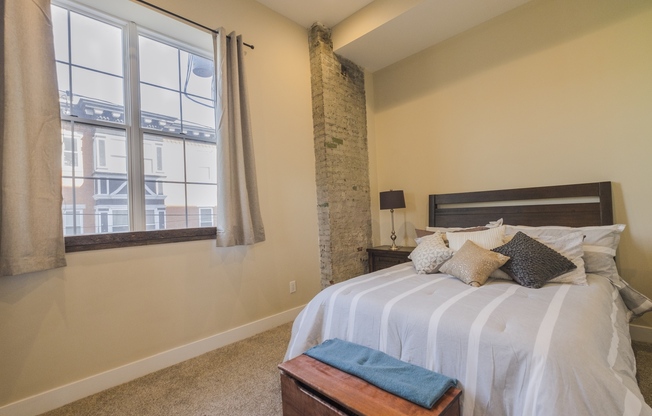 Fabric Lofts 705 S 5th Street