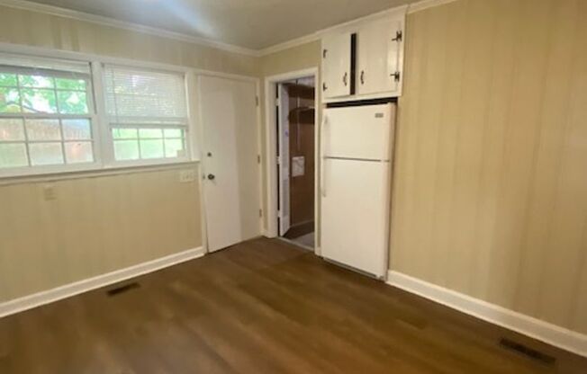 3227 Cliffdale ~ Murray Hill