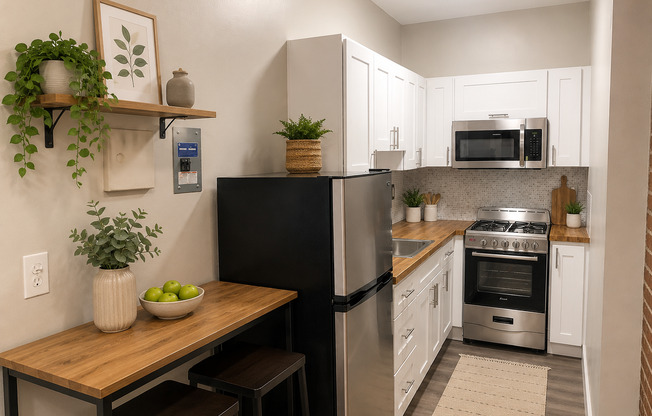 Studio, 1 bath, 275 sqft, $1,495, Unit 207