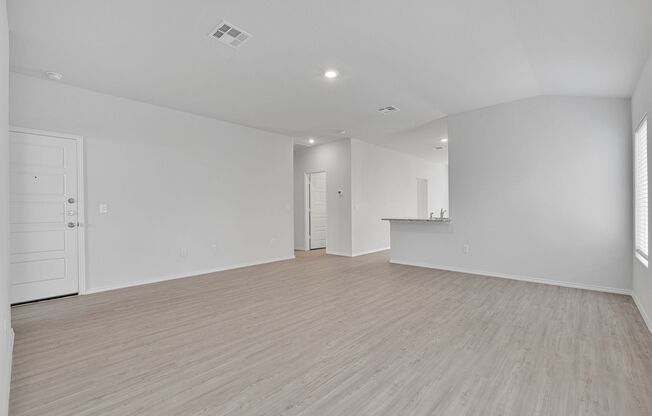 New Construction 3 bed 2 bath home on the Southside!