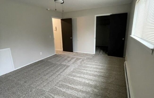 1 bed, 1 bath, 750 sqft, $1,195, Unit 855-A4