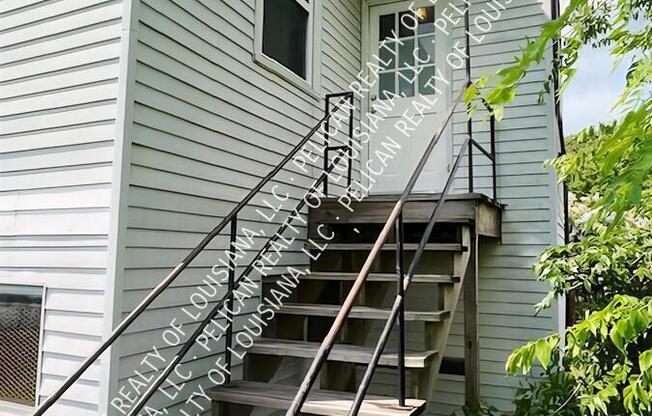 905 O'DWYER FRONT