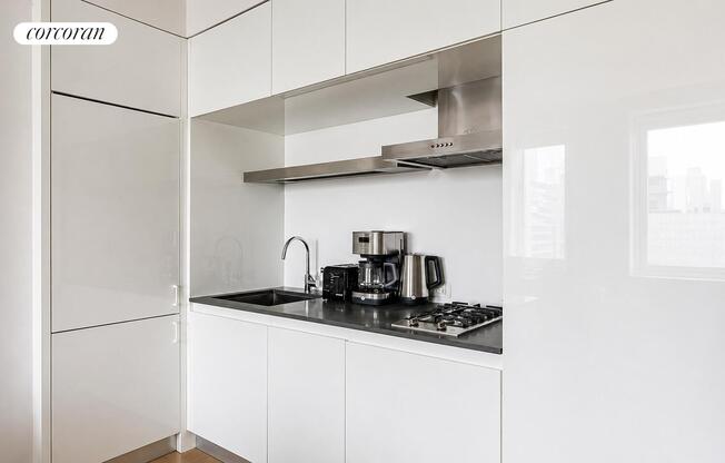 2 beds, 1 bath, 600 sqft, $5,790, Unit 30C