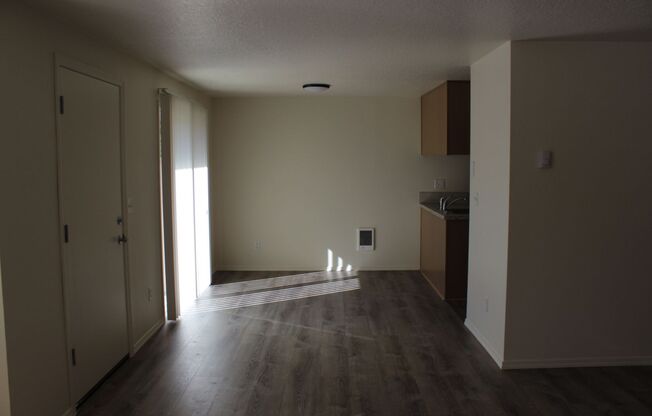 2055 NE Barberry Dr. wp407