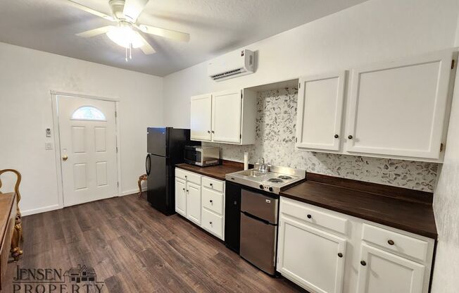 1 bed, 1 bath, $1,010, Unit APARTMENT