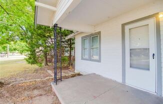 2 beds, 1 bath, $1,049