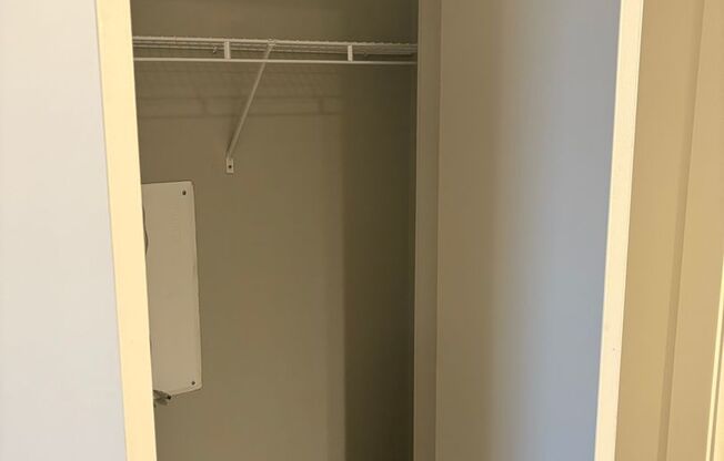 Studio, 1 bath, 484 sqft, $950, Unit Unit 310