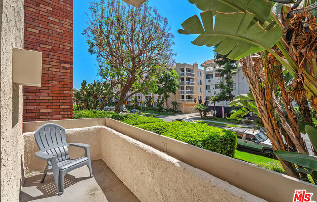 Studio, 1 bath, 403 sqft, $2,499, Unit 217