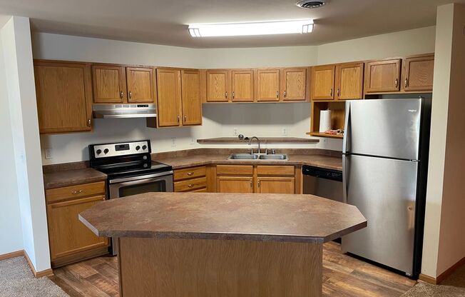 2 beds, 2 baths, 1,223 sqft, $1,710, Unit 929-209