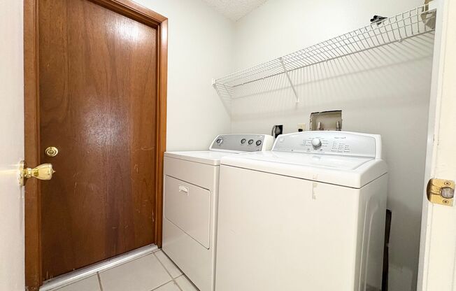 Beautifully Upgraded 3 BR Home in Hidden Lakes - Community Pool