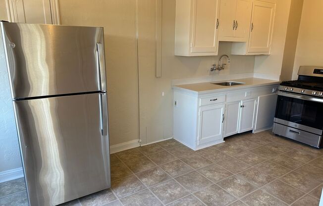 2 beds, 1 bath, 1,200 sqft, $2,795, Unit 102