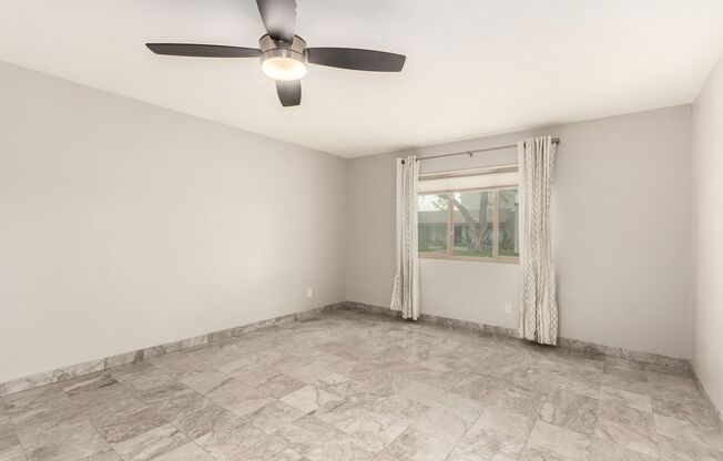 Modern & Spacious 4-Bedroom Townhome with Stylish Upgrades!