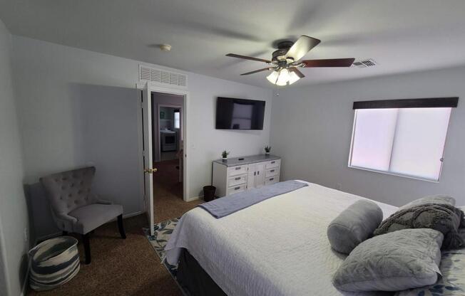 3 beds, 2 baths, 1,723 sqft, $10,500