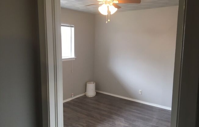 4821 Gaston Ave