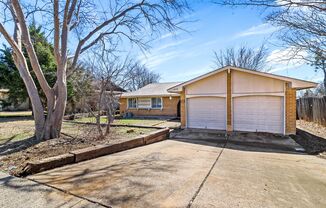 Coming Soon - 3 Bed 2 Bath in Carrollton