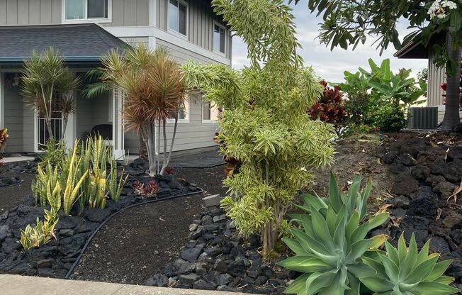 3 bedroom 2.5 bath unfurnished Home in Pualani Estates