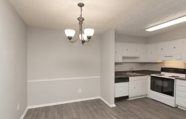 1 bed, 1 bath, 612 sqft, $975