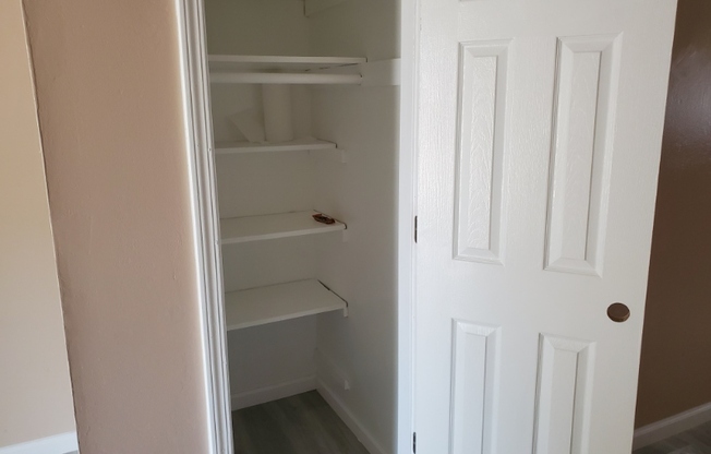10118 DOUGLAS CT