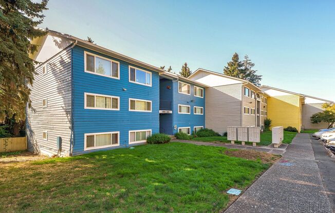 2 beds, 1 bath, 1,014 sqft, $1,695, Unit 42