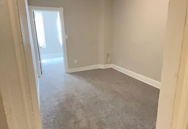 2 beds, 1 bath, $1,650